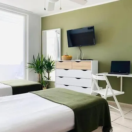 Beautiful 'studio Verde' With Panoramic Sea Views * Puerto del Carmen (Lanzarote)